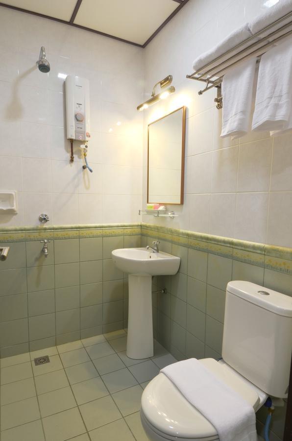 Hotel Kooler Inn كوتا كينابالو المظهر الخارجي الصورة